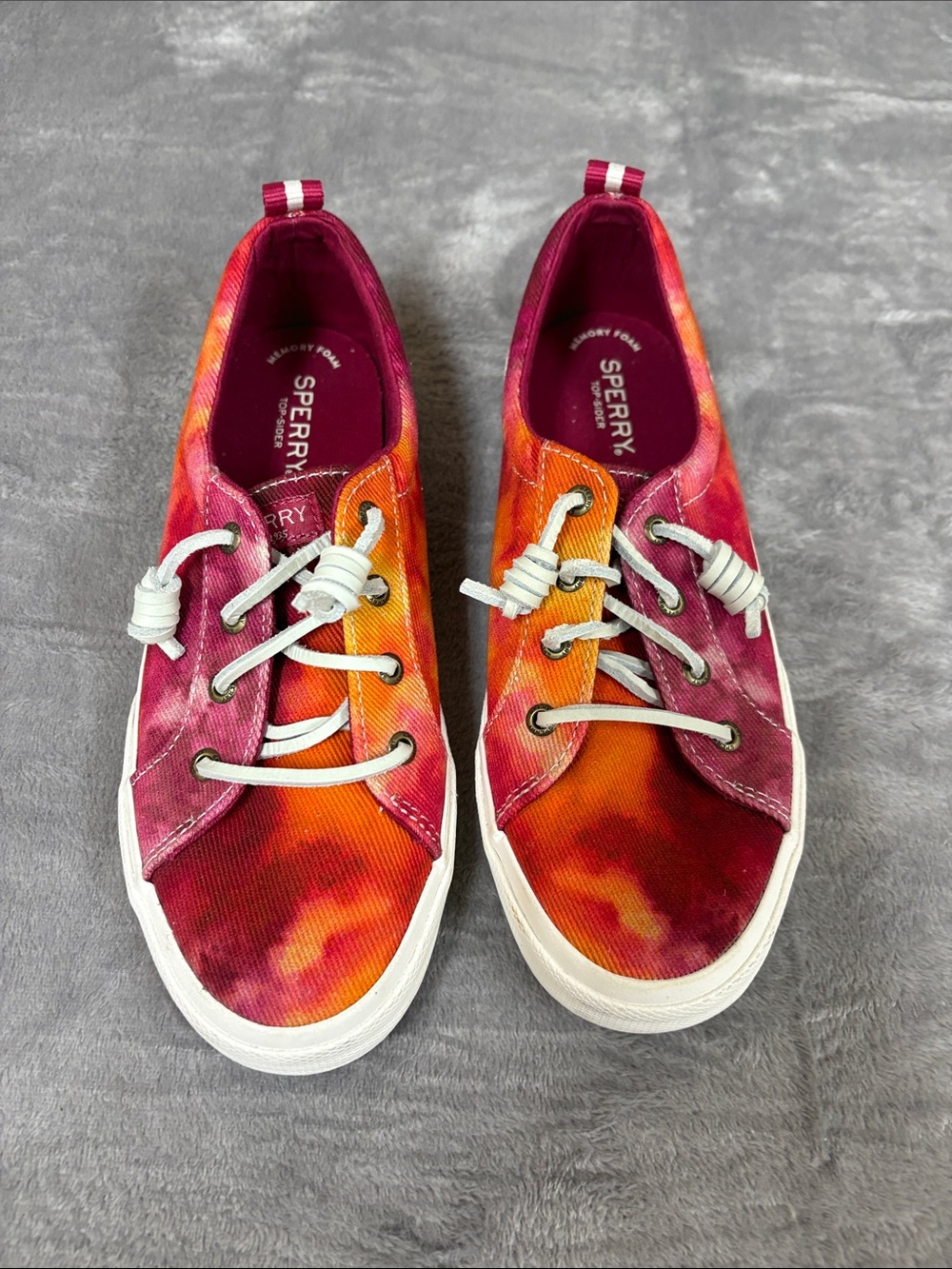 Sperry Women's Tie-Dye Canvas Sneaker - Pink and Orange